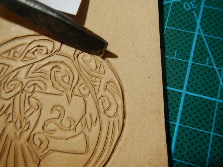 Маленькая кожаная сумочка на пояс кожаная сумочка