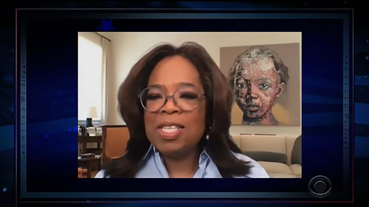 Брэд Питт, Сандра Баллок и другие звезды поблагодарили работников социальных служб, продолживших трудиться во время пандемии Брэд Питт, Сандра Баллок и другие звезды поблагодарили работников социальных служб, продолживших трудиться во время пандемии Звезды,Новости о звездах