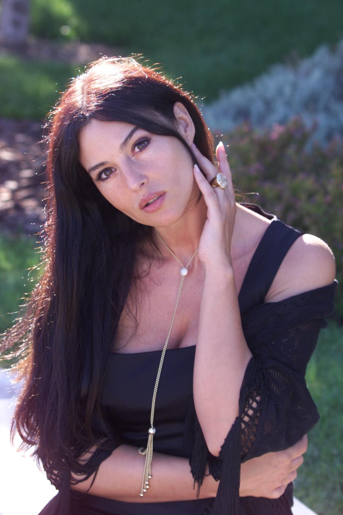 10 главных актрис секс-символов XXI века format-article,noindex,pictorial press,limited,rolf konow,ан деармас,Анджелина Джоли,антонио бандерас,вика кристина барселона,голливуд,Квентин Тарантино,лариса крофт,Моника Белуччи,наталья романофф,Педро Альмодовар,Пенелопа Крус,Райан Гослинг,Роберт Родригес,сальма хайек,скарлетт йоханссон,фокс меган фокс,ховард кэсси,Эмили Бронте