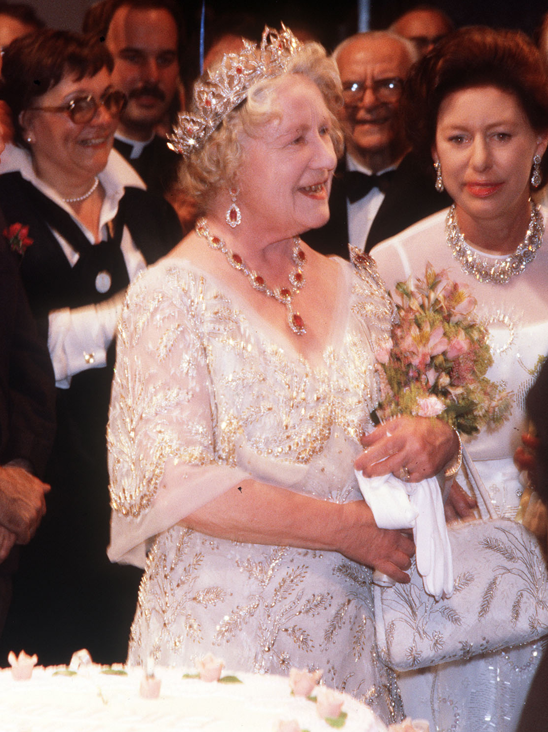 Фото №4 - Полный комплект: самые роскошные парюры британской королевской семьи