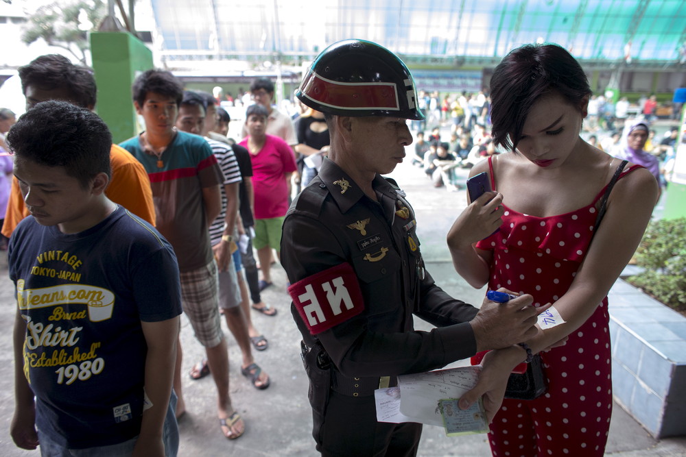 Как проходит призыв в армию Таиланда
