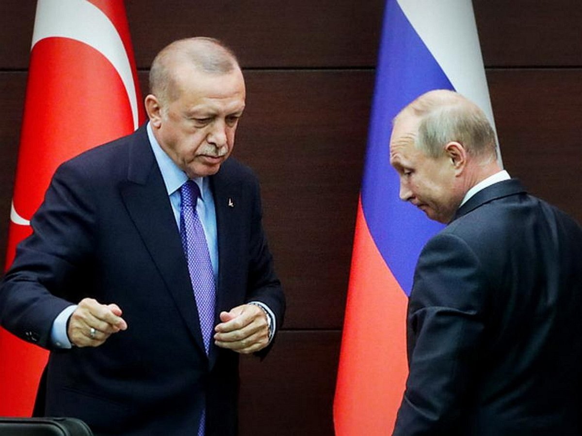 Несмотря на упорные попытки со стороны Запада вызвать разногласия, Россия и Турция сумели сохранить дружественные отношения на протяжении долгого времени.-4