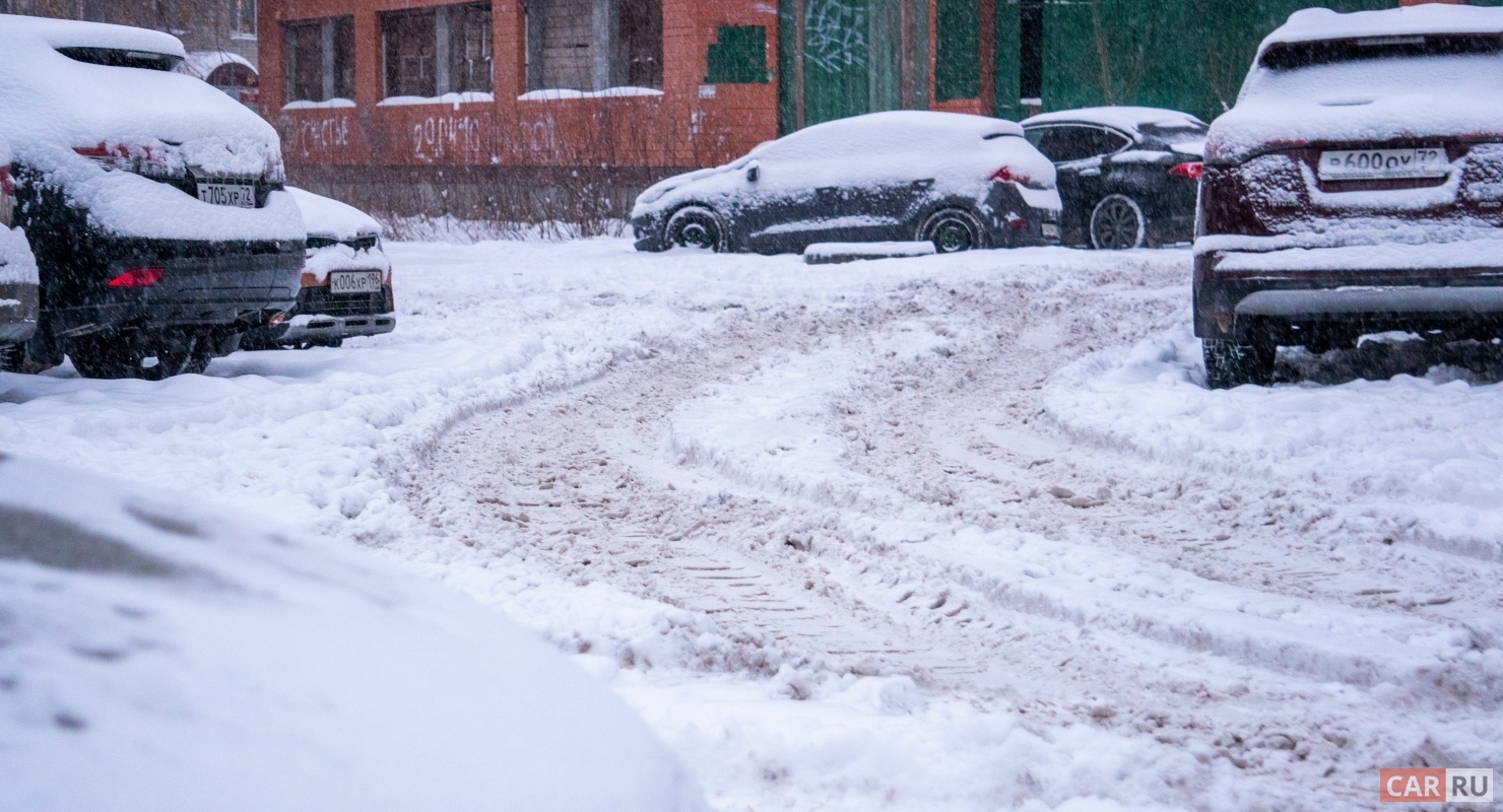 Лучший способ выбраться, если автомобиль застрял в снегу Автомобили