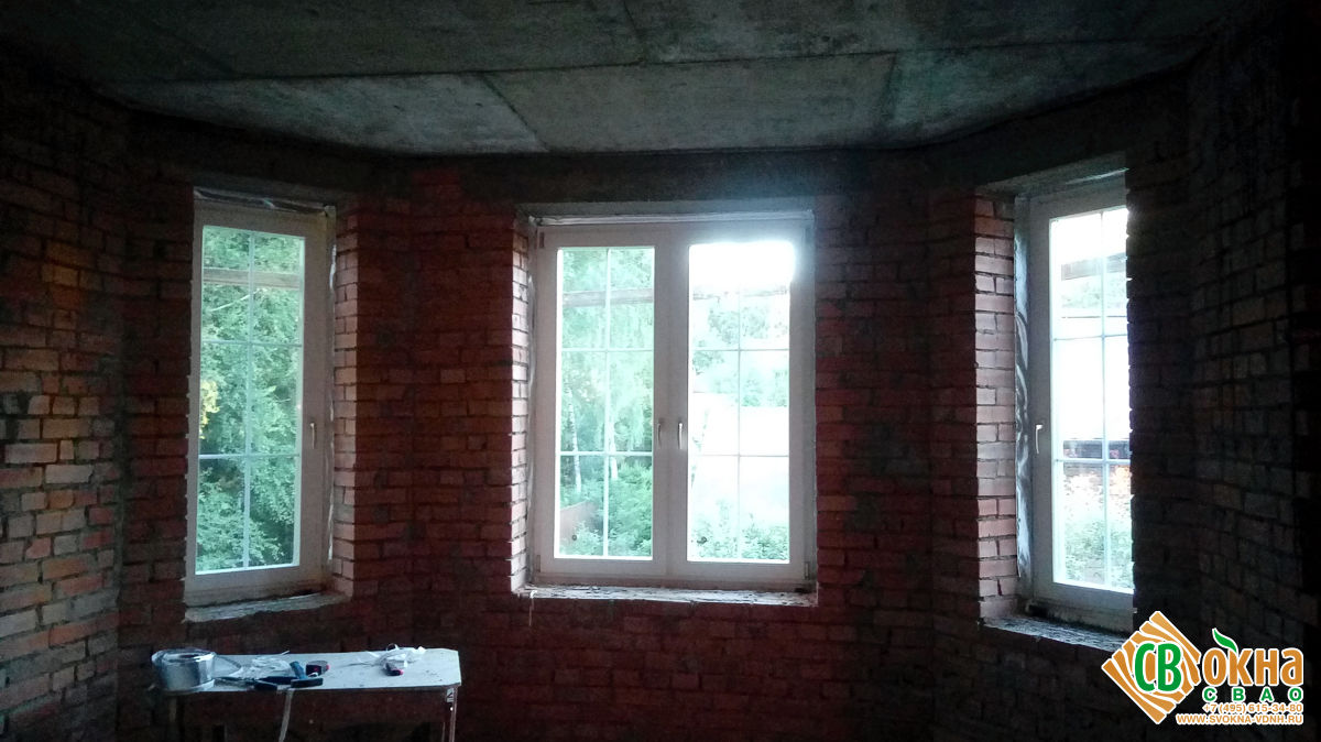 Деревянные окна с раскладкой в Звенигороде