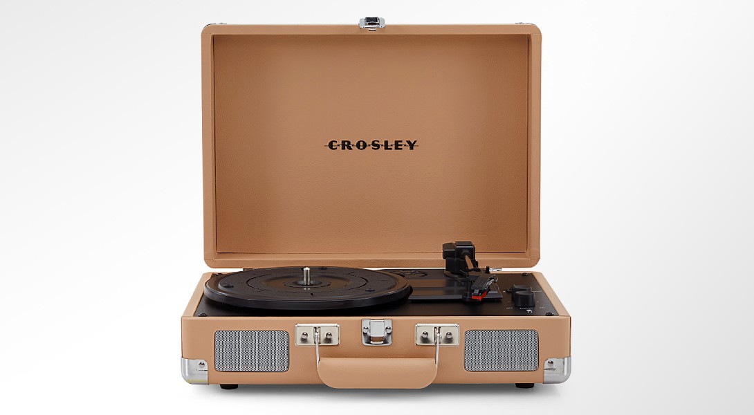 Crosley Cruiser Plus: атмосфера новогодней вечеринки с первого звука Вещи