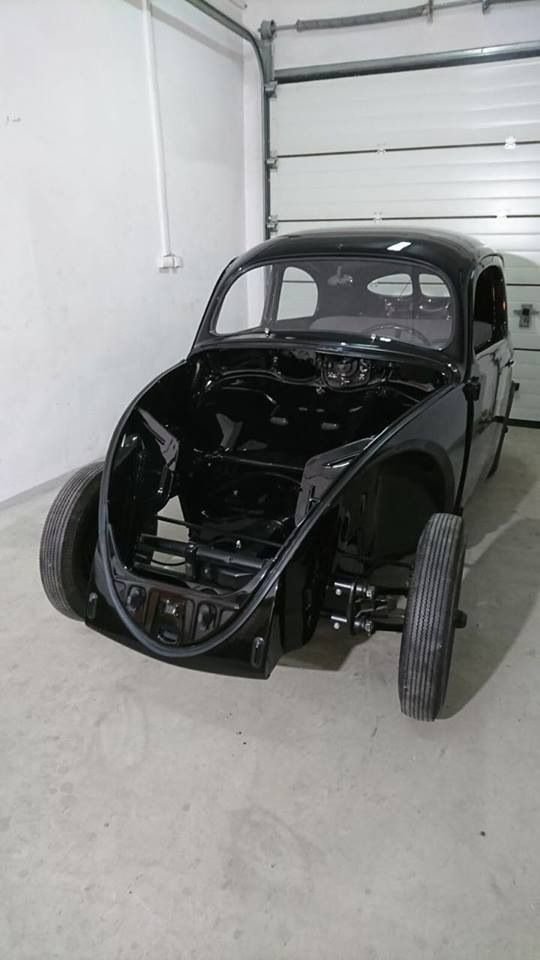 Самый старый в мире Volkswagen Beetle полностью сгорел, но был восстановлен