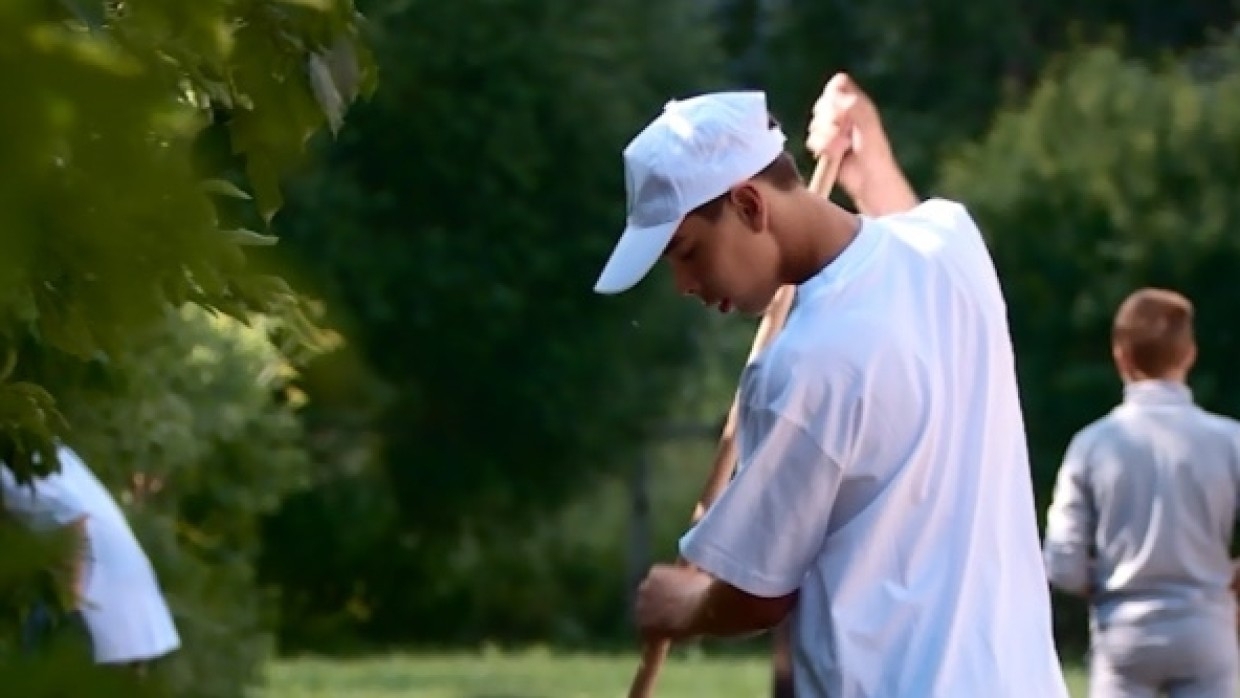 Свыше трех тысяч подростков Ямала устроились на временную работу