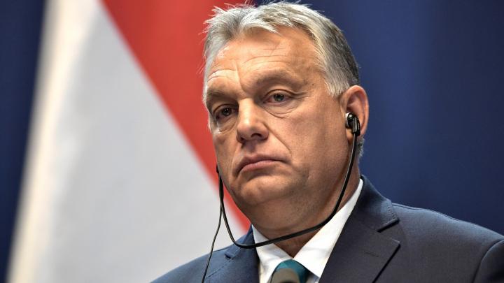 Премьер Венгрии заявил о необходимости пересмотра отношений с Россией