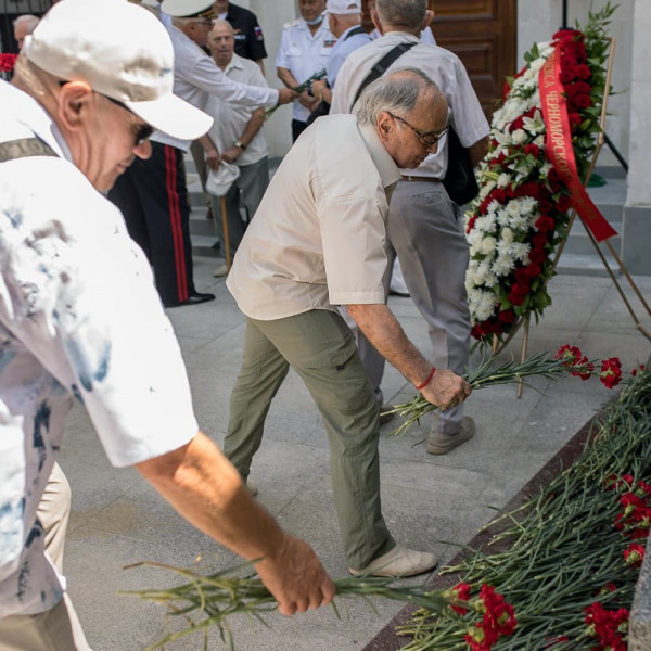 Благодаря «ИнтерСтрой» в Севастополе появился памятник военным строителям 