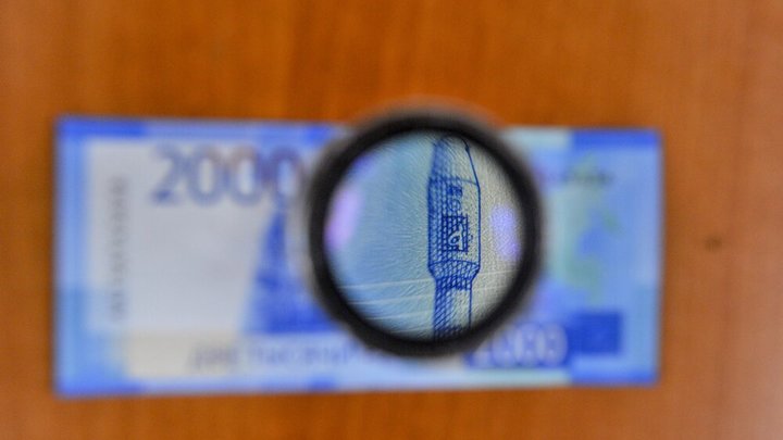 Сильный слабый рубль. Проблемы экономики пора решать без цензуры