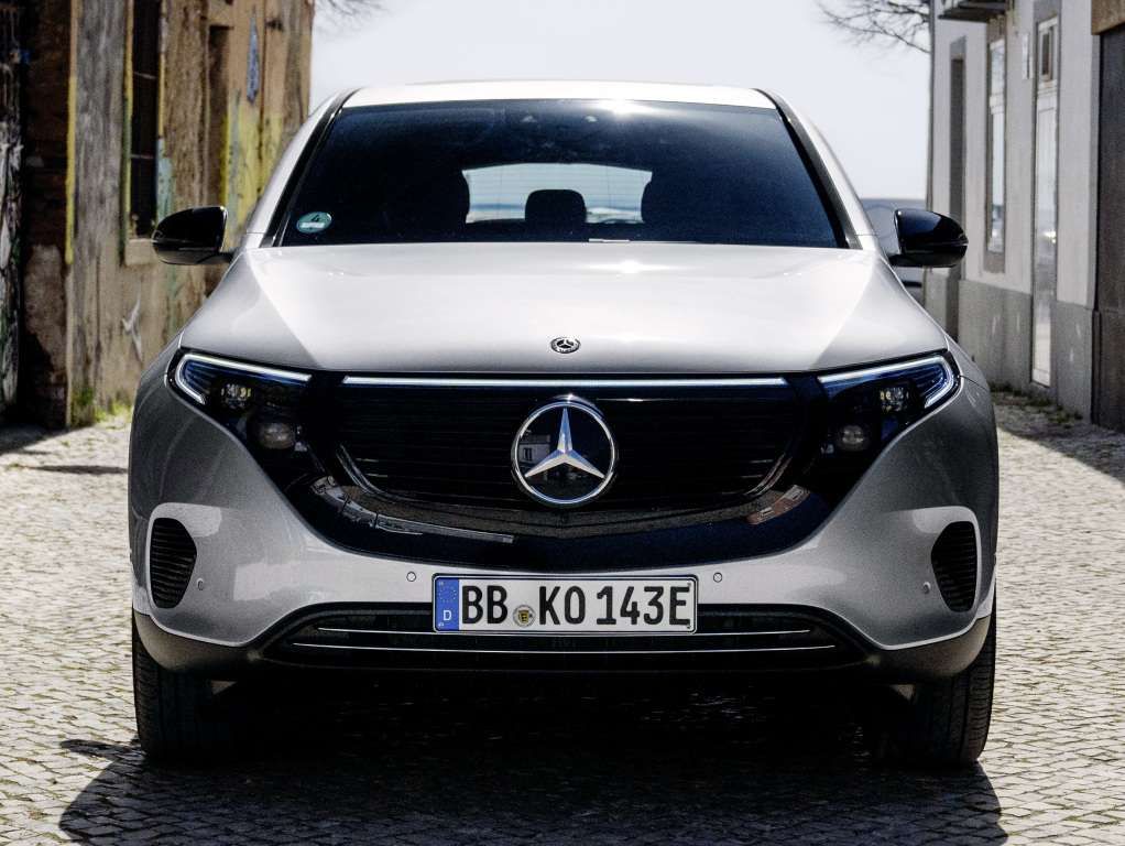 Mercedes назвал причину отказа от большого запаса хода электрокаров