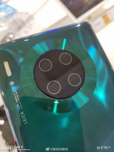 Большая разница. Huawei Mate 30 и Huawei Mate 30 Pro впервые позируют вместе, новые живые фото экрана-водопада Большая разница. Huawei Mate 30 и Huawei Mate 30 Pro впервые позируют вместе, новые живые фото экрана-водопада новости,смартфон,статья,технологии