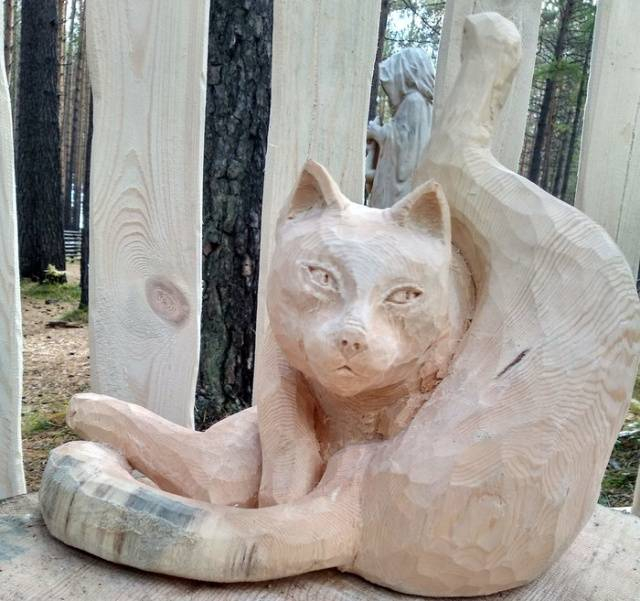 Пусть он ходит везде с тобой, там поймешь, кто такой..) веселые картинки