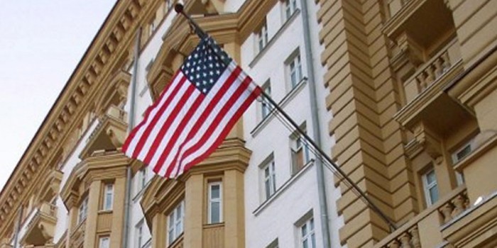 Коммерсант узнал возможном аресте недвижимости дипмиссии США в Москве