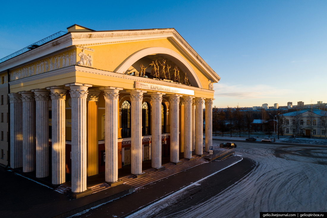 Петрозаводск с высоты, музыкальный театр