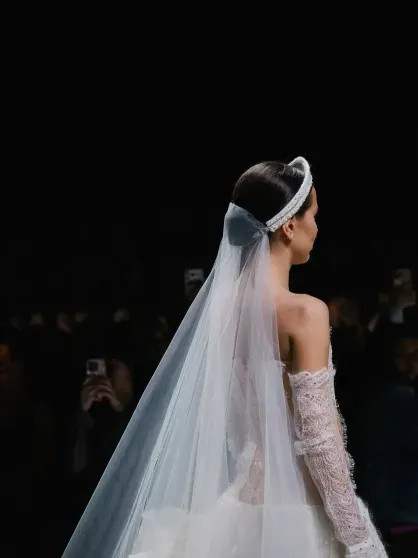 Аврора Киба в свадебном платье и внучка экс-президента Узбекистана Марьям Тилляева вышли на подиум на показе в Москве КибаАврора, Марьям, показ, Недели, прошёл, новой, коллекции, Solangel, рамках, Аврора, говорится, московской, ТилляеваРанее, ТилляеваАрора, брендаМарьям, соцсетях, переосмыслены, технологий, современной, через