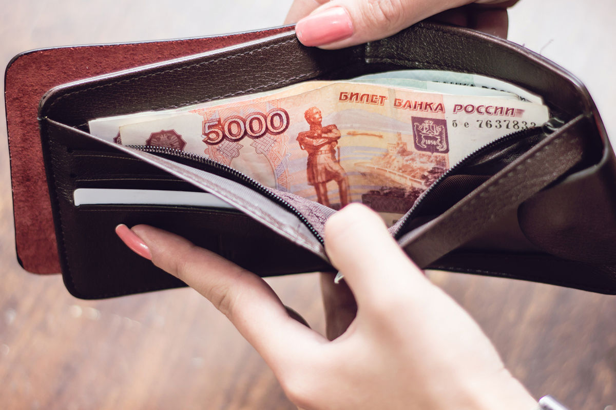 Headhunter: сварщики и программисты получают самые высокие зарплаты в России