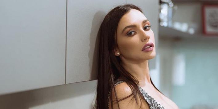 СМИ рассказали, сколько берут за эскорт-услуги Серябкина, Волочкова и Каменских