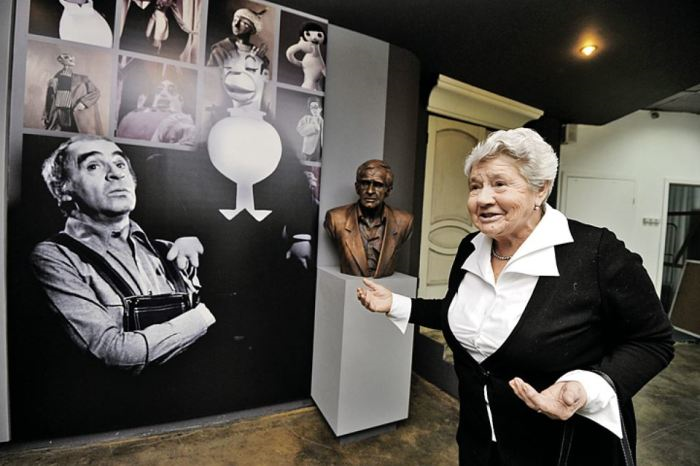 Зиновий Гердт и Татьяна Правдина: «девочка, как тебе без меня будет плохо!» Зиновий Гердт и Татьяна Правдина: «девочка, как тебе без меня будет плохо!»