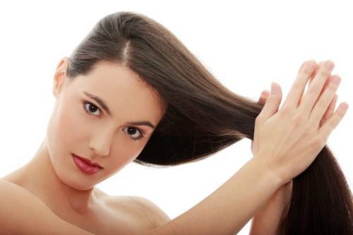 Как укрепить тонкие ослабленные волосы и сделать их гуще. Почему волосы становятся ослабленными и выпадают?