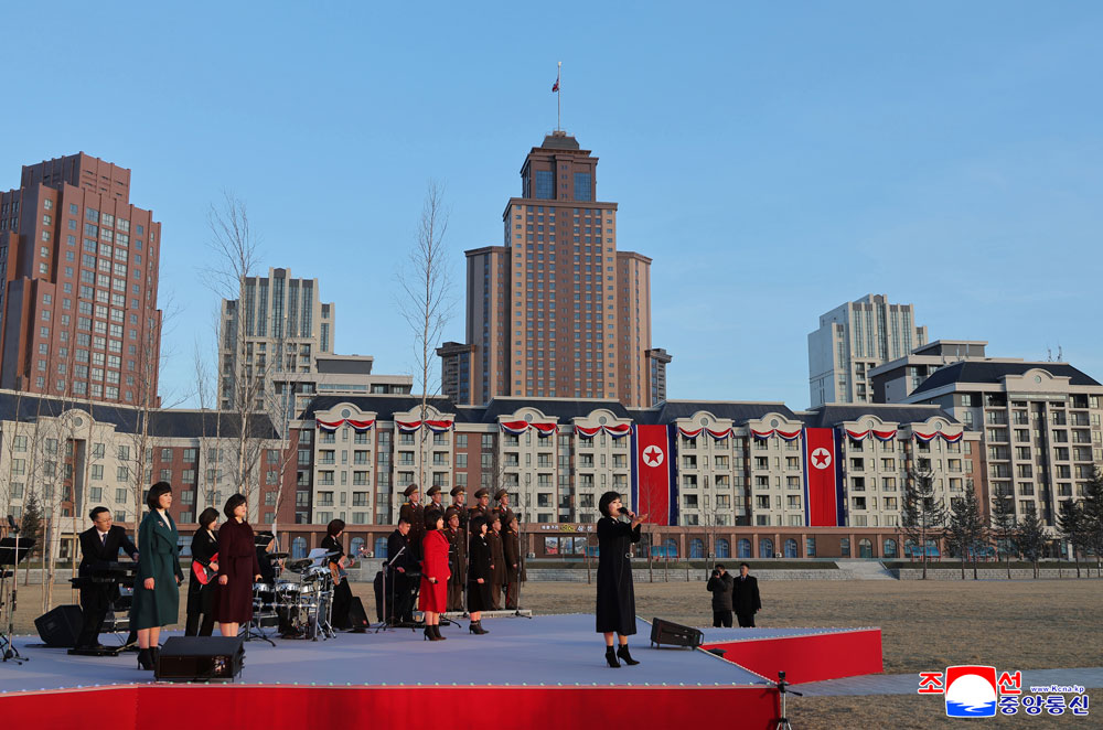 Ким Чен Ын открыл новый квартал для родственников бойцов, павших в СВО index,native-yes,ким ченын,Курская обл,[737471],Михаил Рябов,политнавигатора