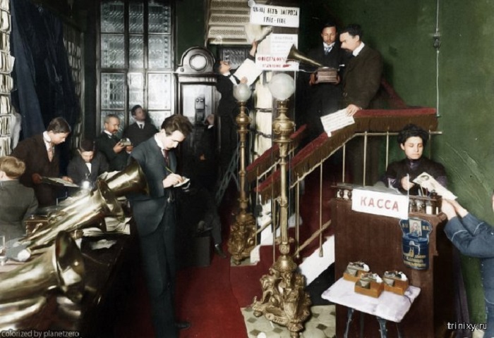 К 1910-му году граммофоны, которые пользовались популярностью, стали успешно производить в России.