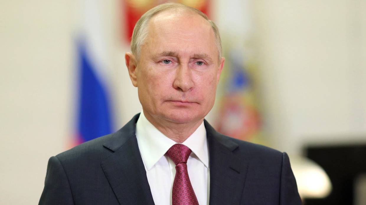 Адмирал ВМС США Ставридис назвал Путина умным тактиком из-за большого ядерного арсенала