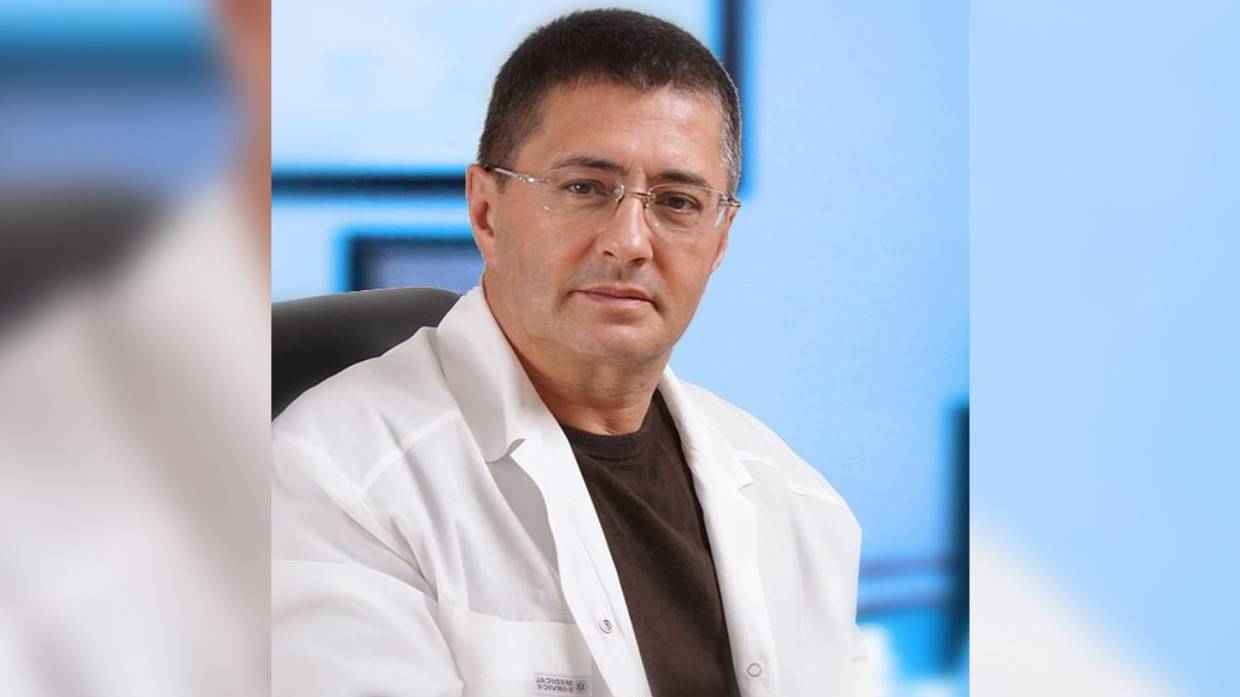 Врач Мясников попал в эпицентр митинга против коронавирусных ограничений в Париже