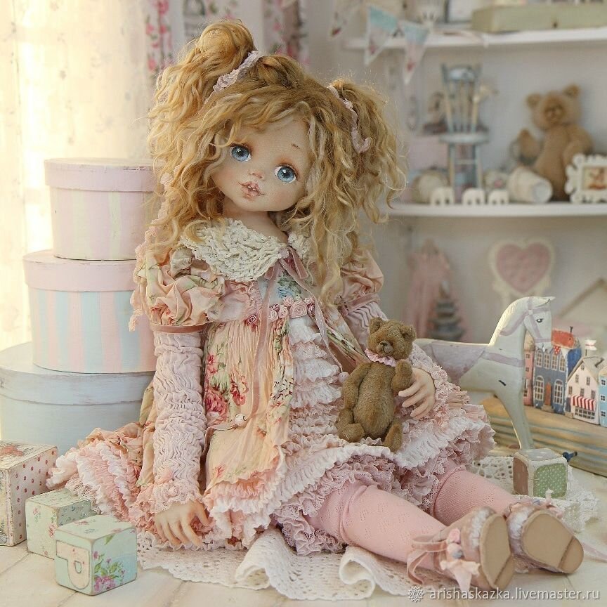 Тулячка создает великолепных кукол из текстиля кукол, Ирина, работы, ткани, куклы, Ирины, стала, которые, Осипова, очень, времени, Куклы, сформировался, мастеров, искусства, сейчас, делает, магазинах, девочек, выставку