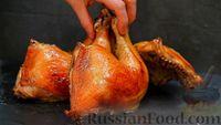 Фото приготовления рецепта: Запечённые куриные окорочка в карамели - шаг №8