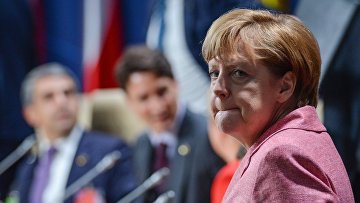 Федеральный канцлер Германии Ангела Меркель на саммите НАТО