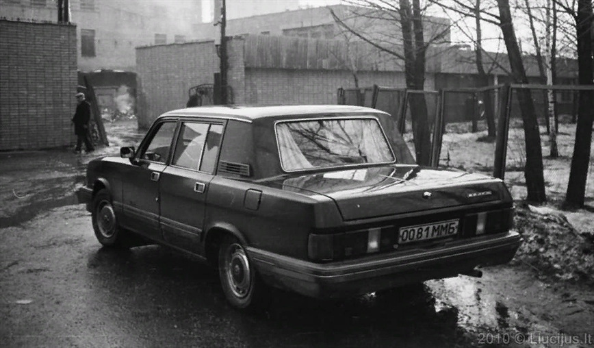 Попытка НАМИ создать «Чайку» из ГАЗ-3102 «Волги» в 1988 году автомобили,история,СССР