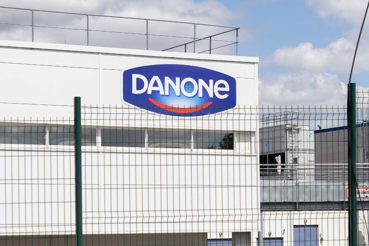 Французская Danone завершила продажу своих активов российской 