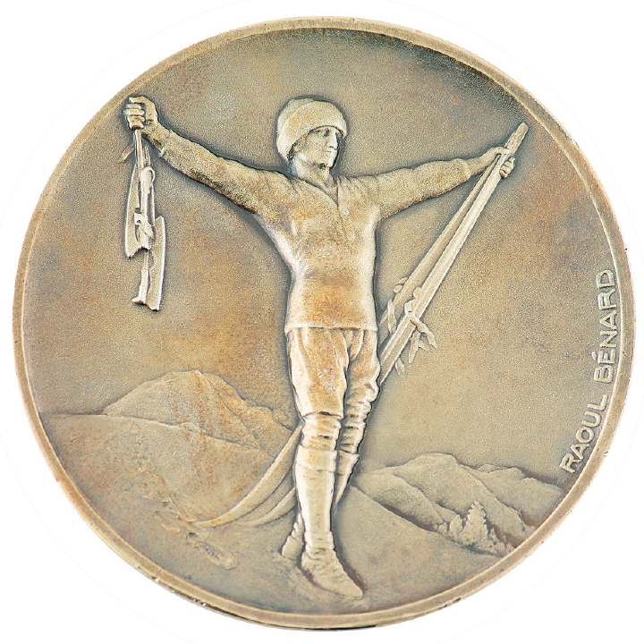 Экспозиция «История зимних Олимпийских игр в артефактах: из коллекции Владимира Потанина» Экспозиция «История зимних Олимпийских игр в артефактах: из коллекции Владимира Потанина» Общество