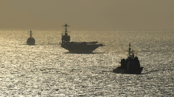 Превратились в "гадких утят": Американский флот накрыла "плавучая катастрофа"