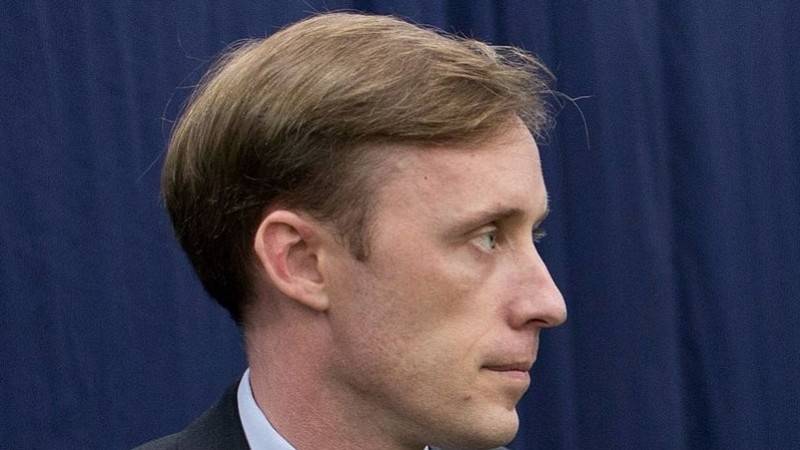 Axios: «ястребы» призвали советника Байдена отправить больше оружия на Украину