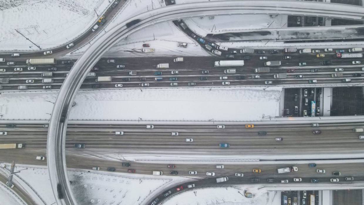 Массовая авария привела к крупной пробке на северо-востоке МКАД