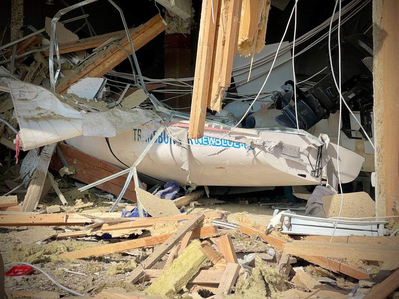 «Геройская» работа ПВО в Одессе: Говорящие руины и спекуляции на детях