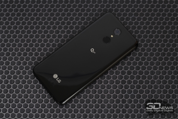 LG решила подождать с выходом складного смартфона, чтобы увидеть реакцию рынка LG решила подождать с выходом складного смартфона, чтобы увидеть реакцию рынка новости