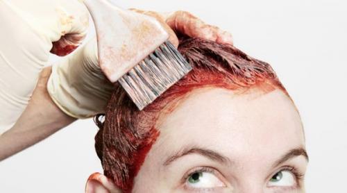Чем отмыть краску для волос с кожи форум. Как оттереть краску для волос с кожи лица, рук или других частей тела