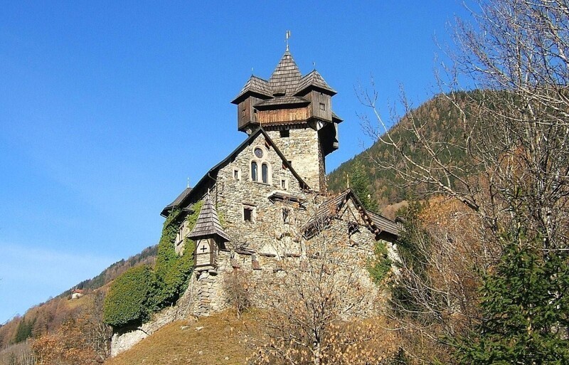 Величавый замок Фалькенштайн Австрия,Европа,замки