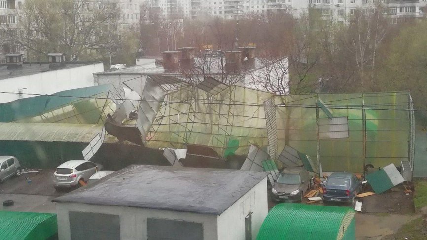 Ураган в Москве: последняя информация, число пострадавших и советы МЧС