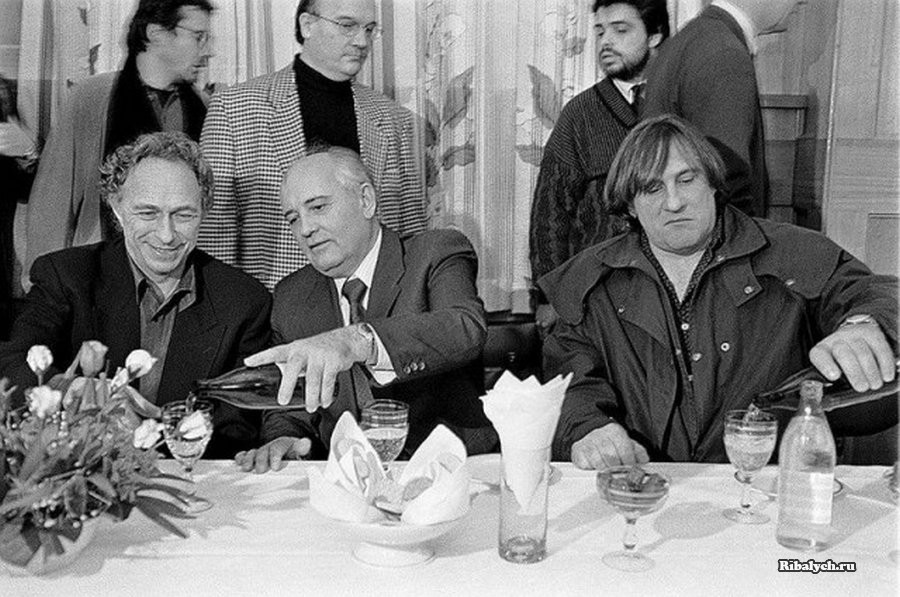 Старые фотографии, осколки истории