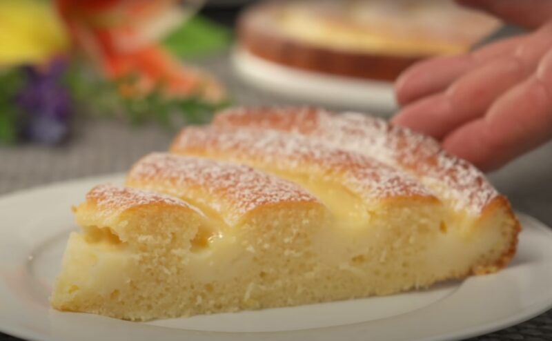 Знаменитый итальянский лимонный пирог. Простой и вкусный рецепт Знаменитый итальянский лимонный пирог. Простой и вкусный рецепт смесь, яичную, пирог, лимонный, тесто, перемешиваем, йогурт, лимонного, загустения, остывания, сотейник, после, распределяем, масло, крахмал, десерт, сливочное, разбиваем, замешиваем, сахар