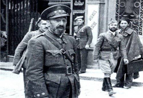 Львы Алькасара Львы Алькасара история