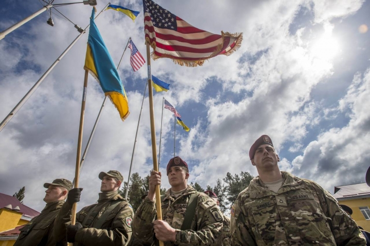 Американцы с 2015 года ежедневно тренируют солдат ВСУ на полигоне под Львовом — СМИ