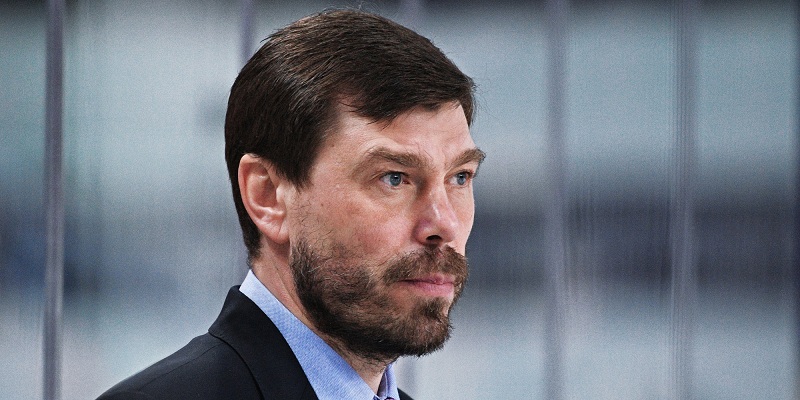 Главный тренер сборной России по хоккею назвал причину поражения от Финляндии