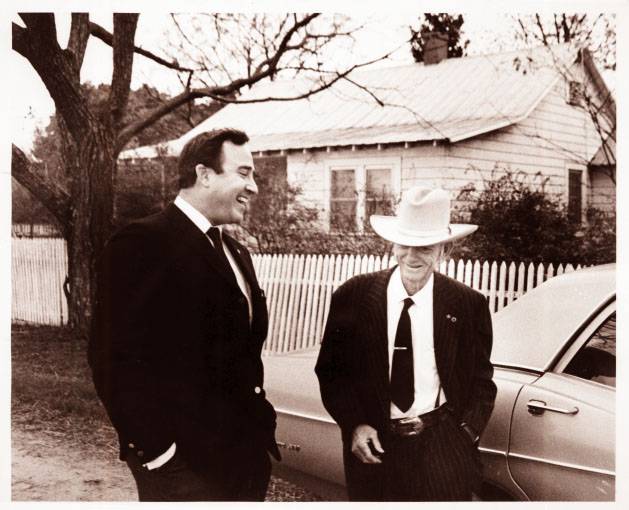 Самогон, мокруха и шесть миллионов стволов. История жизни одного оружейника Самогон, мокруха и шесть миллионов стволов. История жизни одного оружейника история,оружие