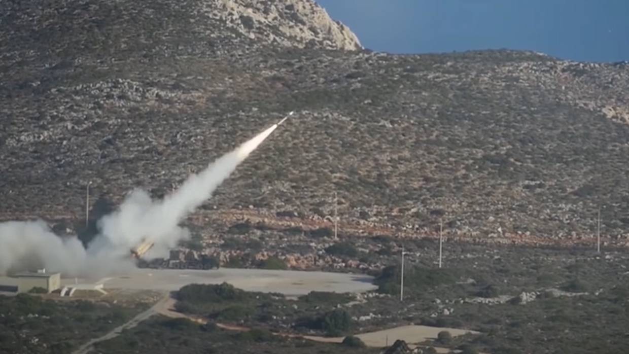 16 человек пострадали при обстреле саудовского аэропорта в Джизане хуситами