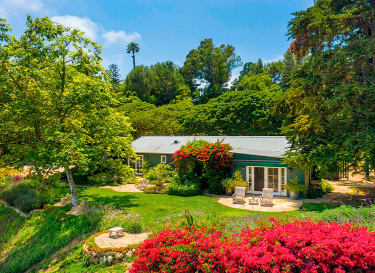 Мария Шарапова купила ранчо по соседству с Меган Маркл и принцем Гарри Мария Шарапова купила ранчо по соседству с Меган Маркл и принцем Гарри Стиль жизни,Дома звезд